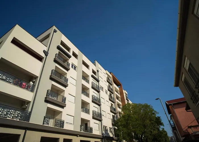 Riverland - Luxury * 모스타르