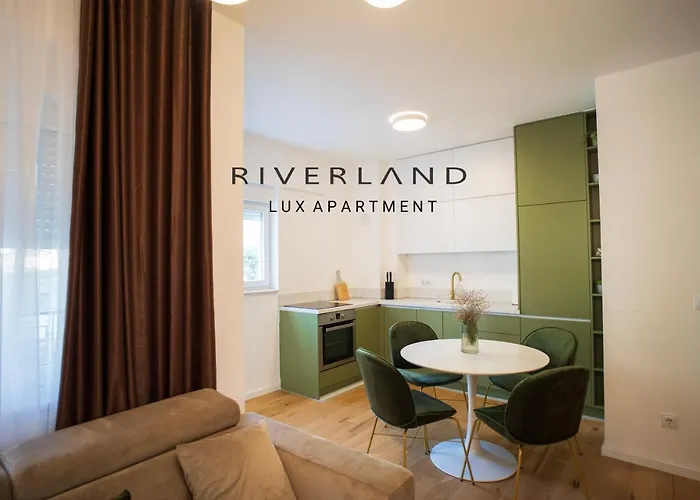 Riverland - Luxury